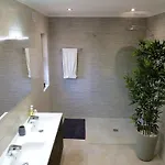 Casa de Férias Luxurioese - Privater Pool Und Schoener Garten By Interhome