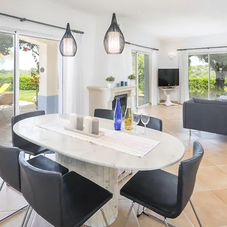 Luxurioese - Privater Pool Und Schoener Garten By Interhome Holiday home