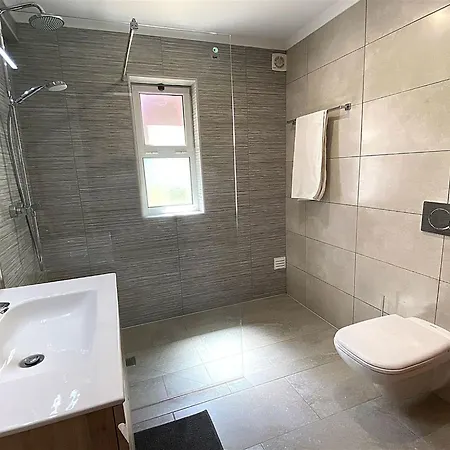 Luxurioese - Privater Pool Und Schoener Garten By Interhome Prázdninový dům *