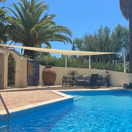 Luxurioese - Privater Pool Und Schoener Garten By Interhome Prázdninový dům Estômbar