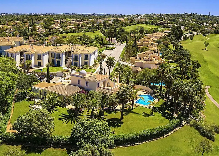 Luxurioese - Privater Pool Und Schoener Garten By Interhome Holiday home