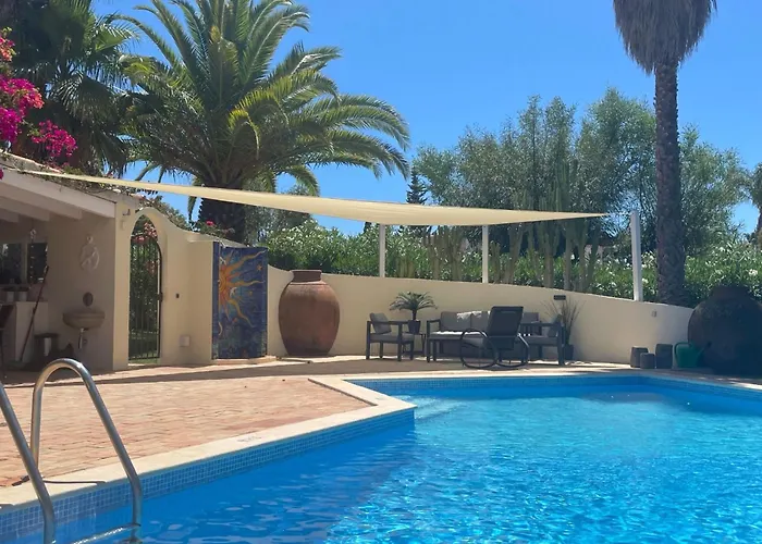 Luxurioese - Privater Pool Und Schoener Garten By Interhome Holiday home Estombar