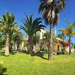 Дом отдыха Luxurioese - Privater Pool Und Schoener Garten By Interhome *