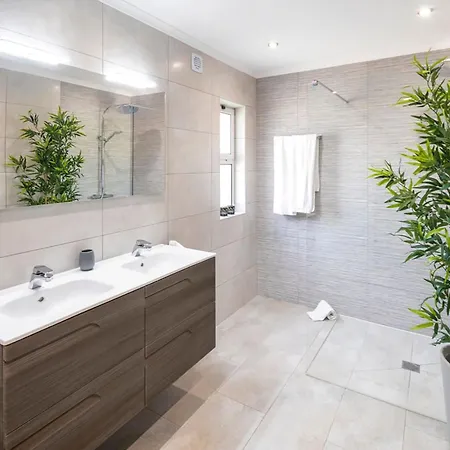 Luxurioese - Privater Pool Und Schoener Garten By Interhome Feriehus