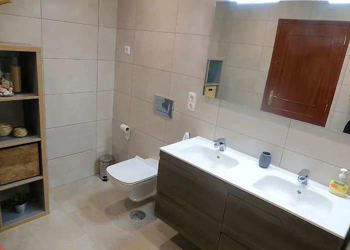 Nyaraló Luxurioese - Privater Pool Und Schoener Garten By Interhome Estômbar