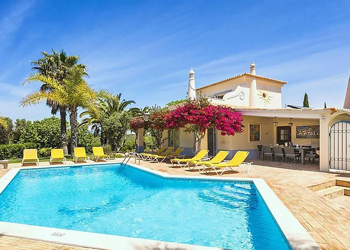 Luxurioese - Privater Pool Und Schoener Garten By Interhome
