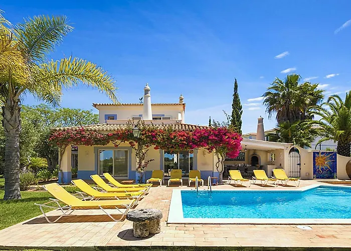 Luxurioese - Privater Pool Und Schoener Garten By Interhome * Estômbar