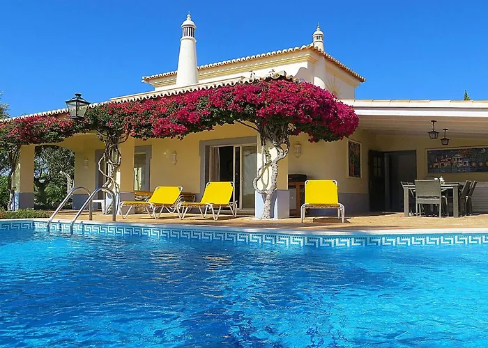 Luxurioese - Privater Pool Und Schoener Garten By Interhome * Estômbar