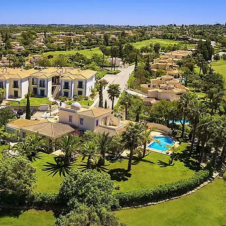 Luxurioese - Privater Pool Und Schoener Garten By Interhome Hébergement de vacances